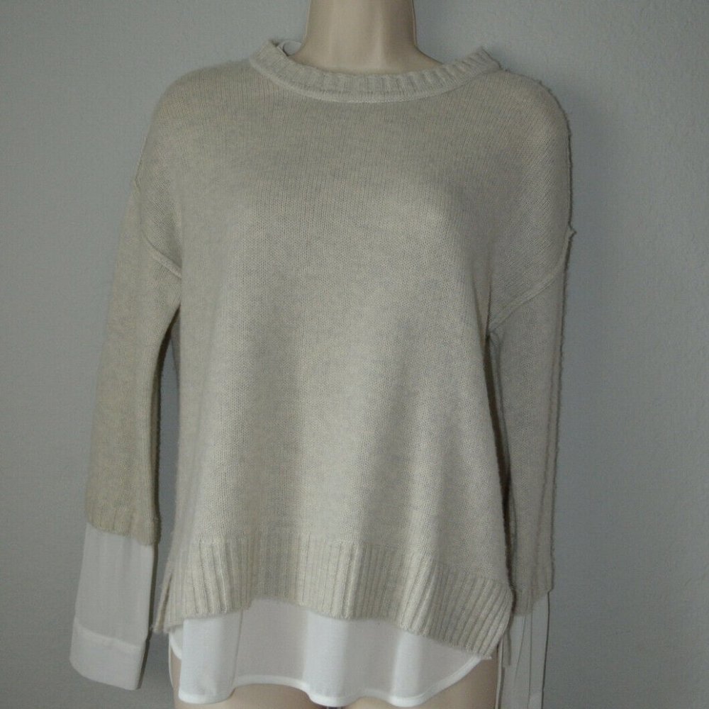 Sz XS Brochu Walker Beige White Blouse Sweater
